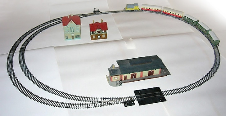 Фото №5 - Лучшие игрушки в СССР — железные дороги и модели из ГДР