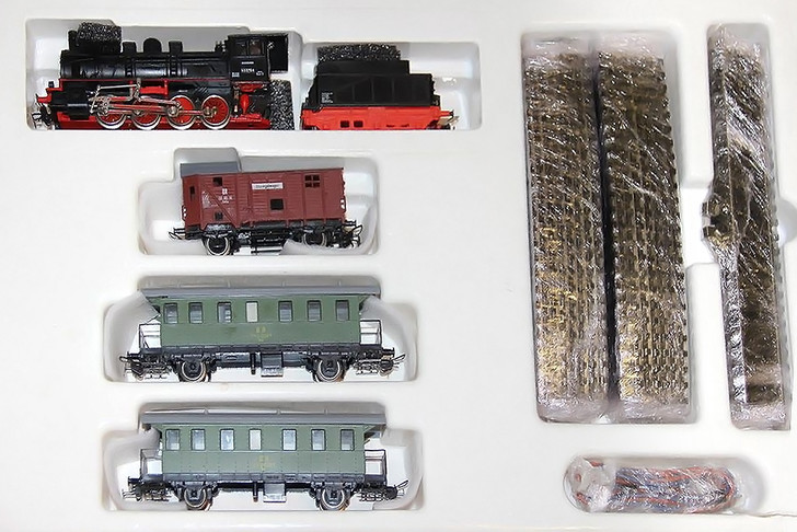Фото №2 - Лучшие игрушки в СССР — железные дороги и модели из ГДР